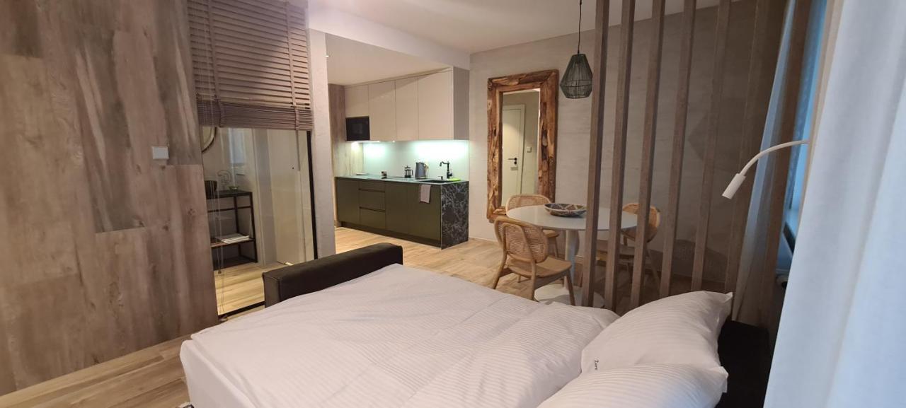 קולובז'ג Apartamenty Zurawia 18 מראה חיצוני תמונה